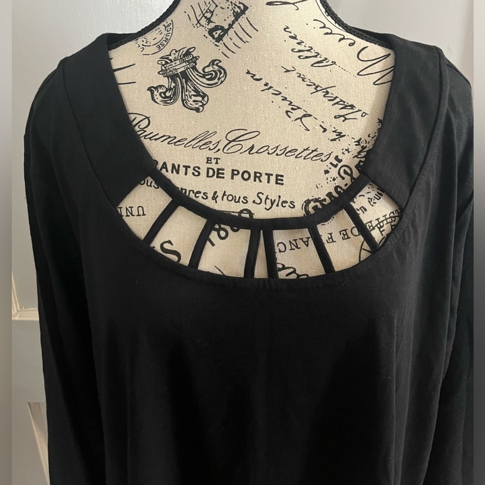 NWT Black cotton top with 3/4 sleeves